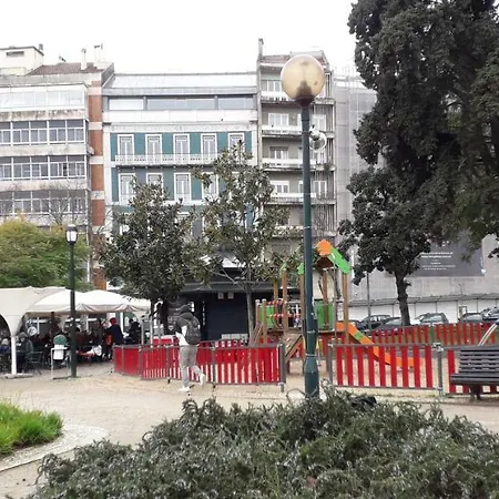 Calmo, Seguro E Confortavel No Centro De * Lisboa