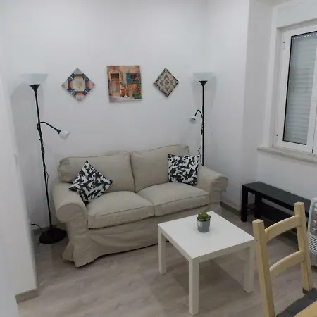 Апартаменти Calmo, Seguro E Confortavel No Centro De