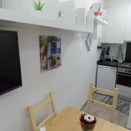 Calmo, Seguro E Confortavel No Centro De * Лісабон
