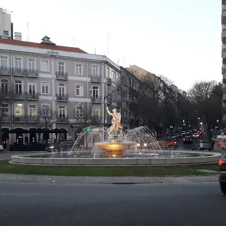 Apartamento Calmo, Seguro E Confortavel No Centro De